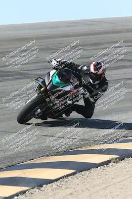 media/Oct-13-2025-Moto Forza (Mon) [[a66d839500]]/4-C Group/Session 2 (Bowl)/